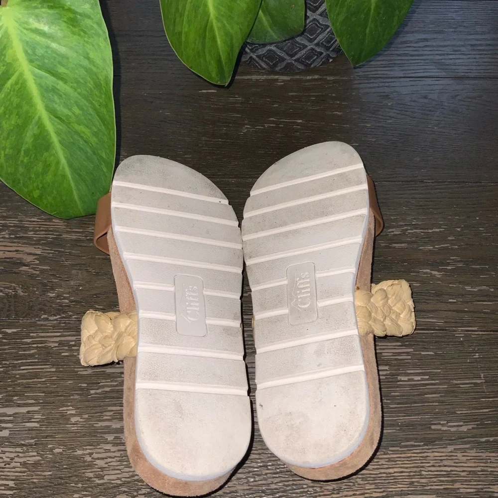 CLIFFS BY WHITE MOUNTAIN Women's Tonic Slide Sandal 7